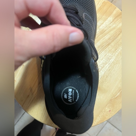 Men’s New Balance Sneakers Size 13 - Picture 2 of 8